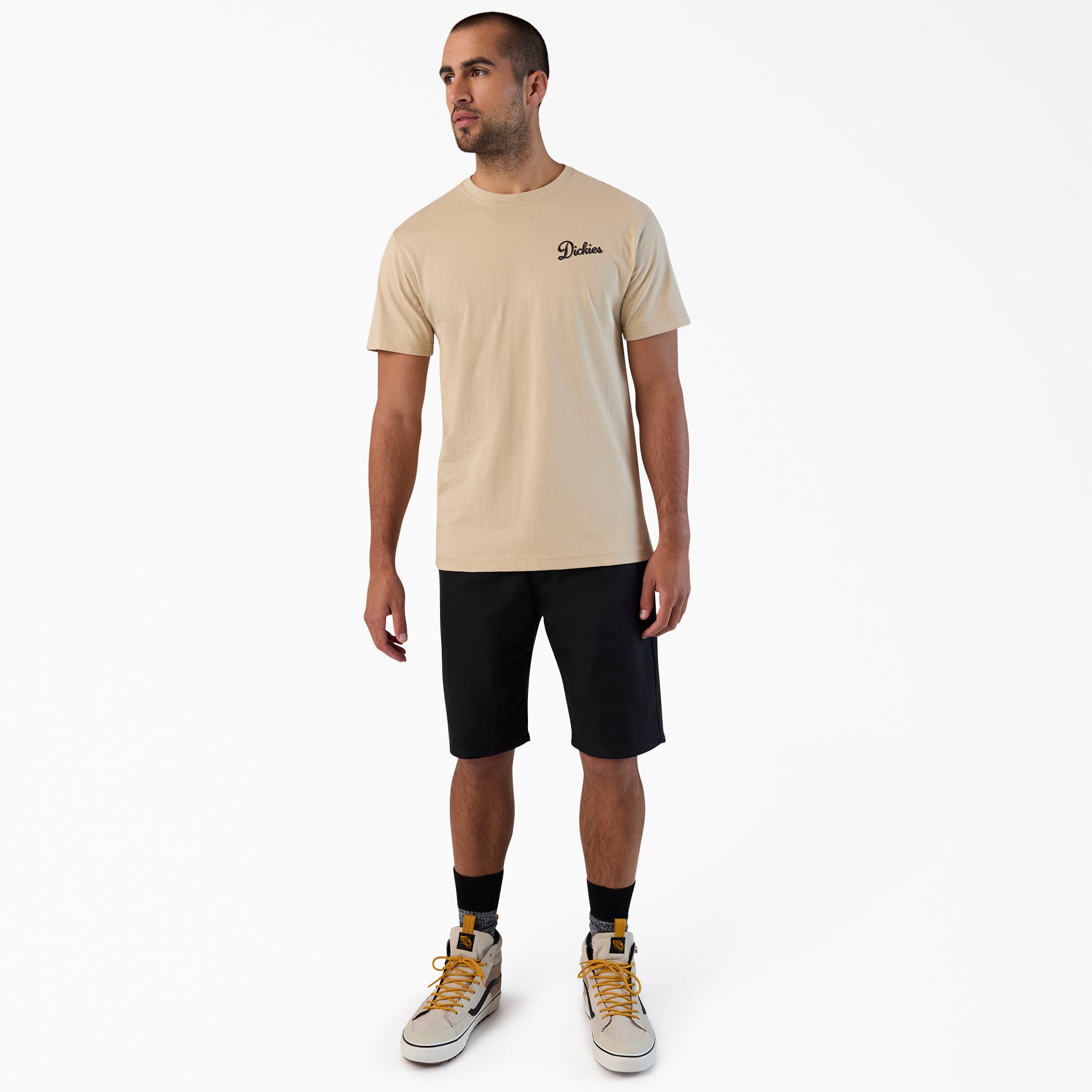 Horseshoe Graphic T-Shirt - Image 3