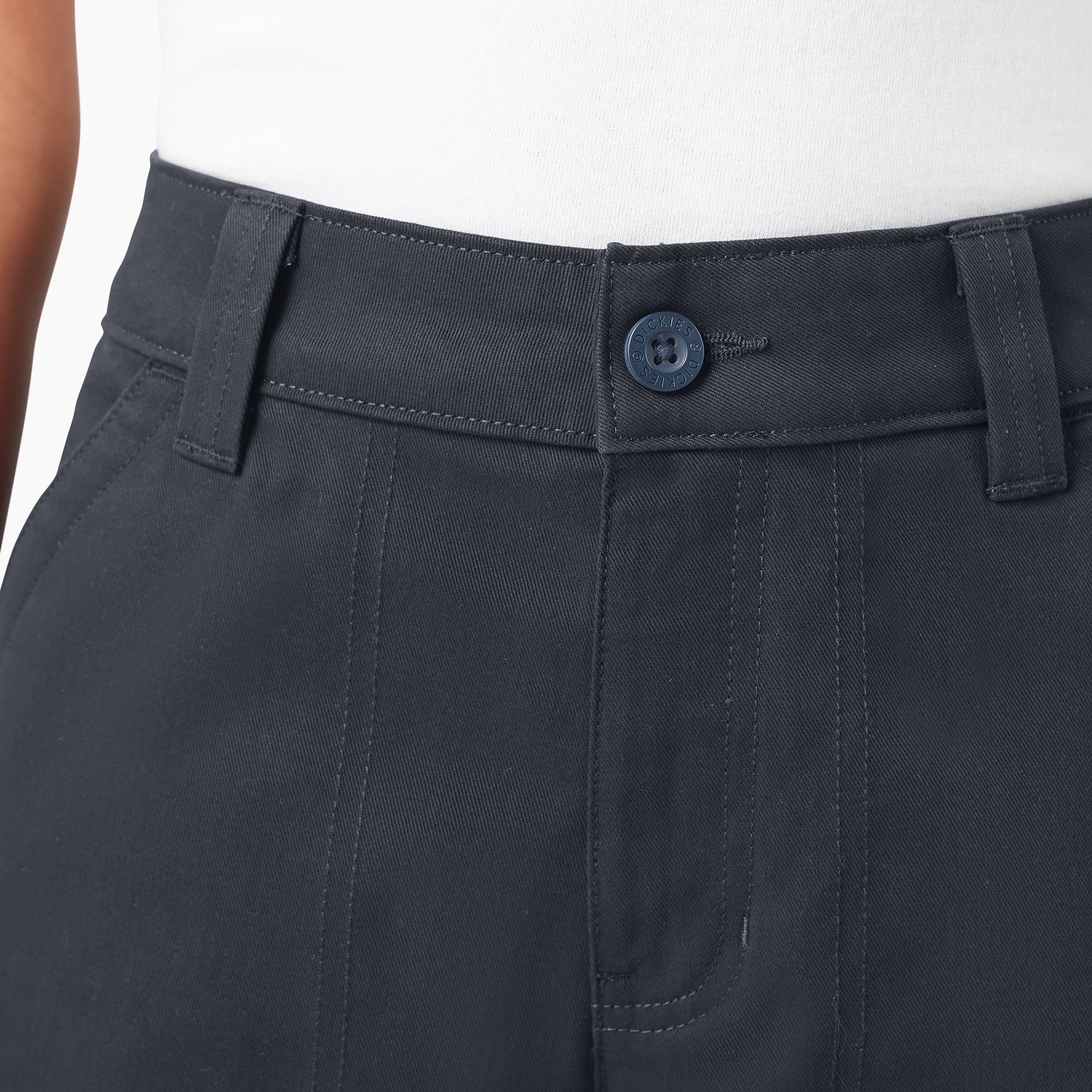 Women's Relaxed Fit Cargo Pants - Image 9