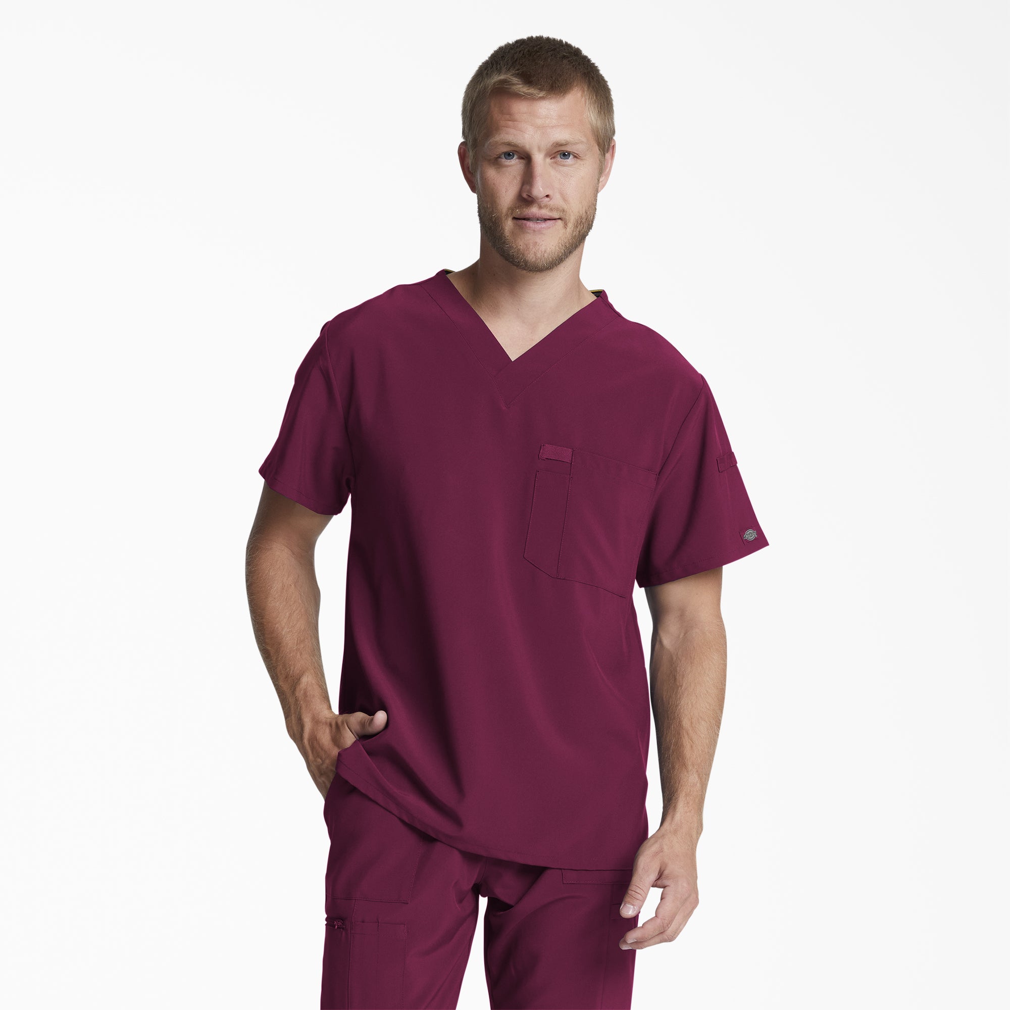 Men's EDS Essentials Tuckable V-Neck Scrub Top