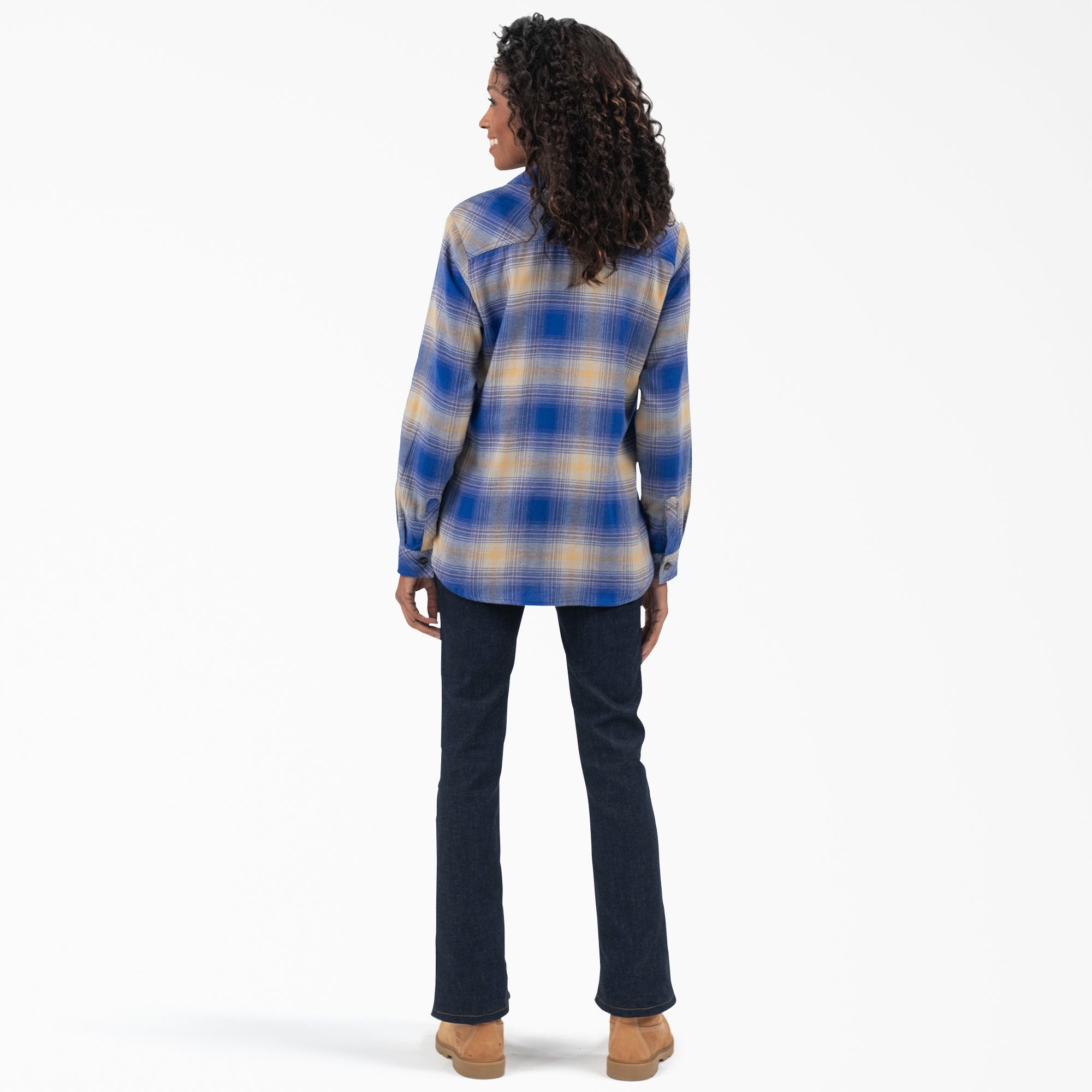 Women's Plaid Flannel Long Sleeve Shirt - Image 5