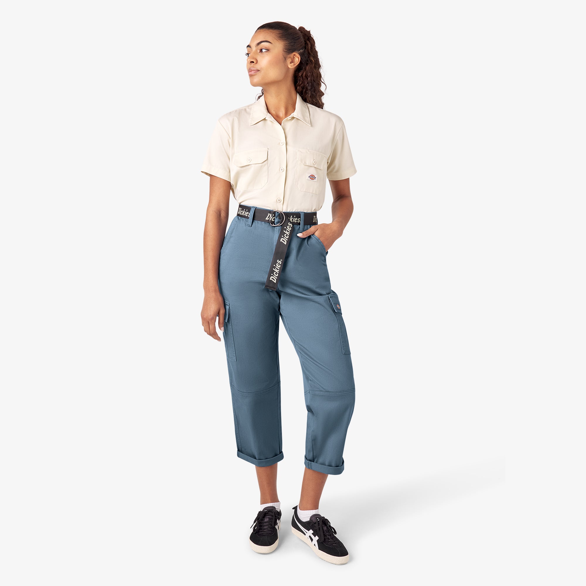 Women's Relaxed Fit Cropped Cargo Pants - Image 5