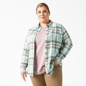 Women's Plus Long Sleeve Plaid Flannel Shirt