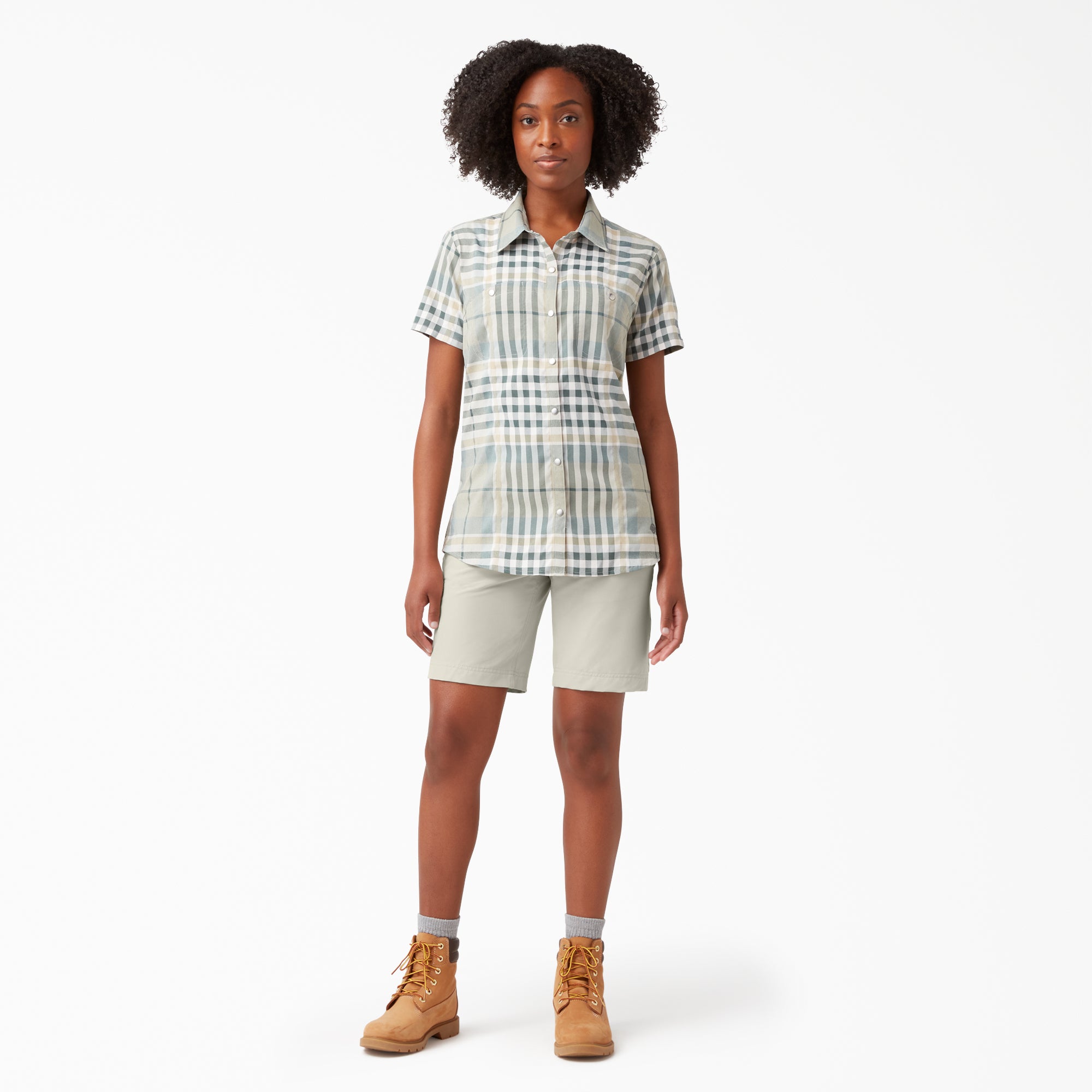 Women's Cooling Relaxed Fit Shorts. 9 - Image 4